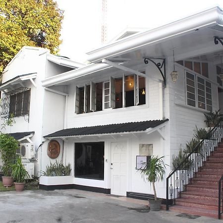 The White Bed And Breakfast Bacolod Luaran gambar