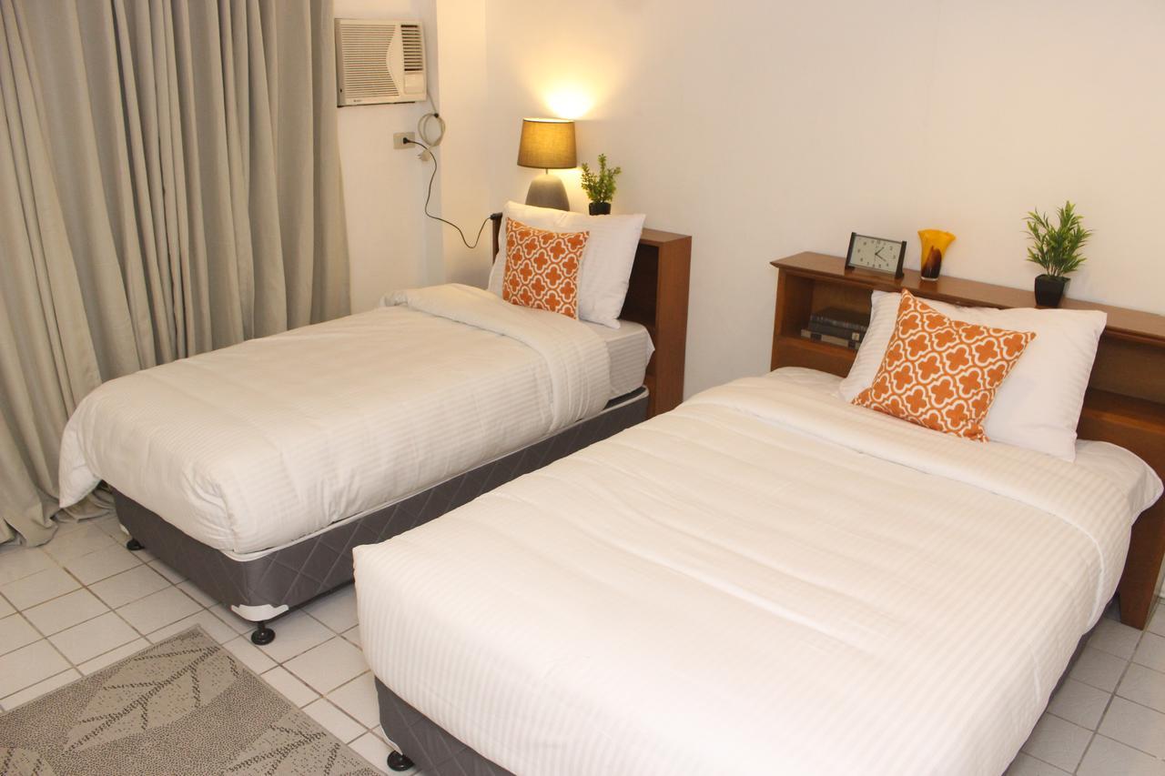 The White Bed And Breakfast Bacolod Luaran gambar