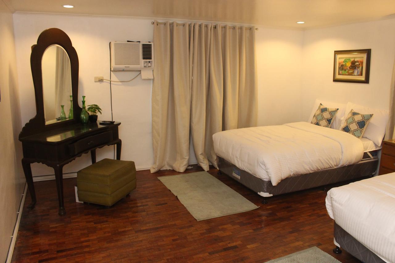 The White Bed And Breakfast Bacolod Luaran gambar