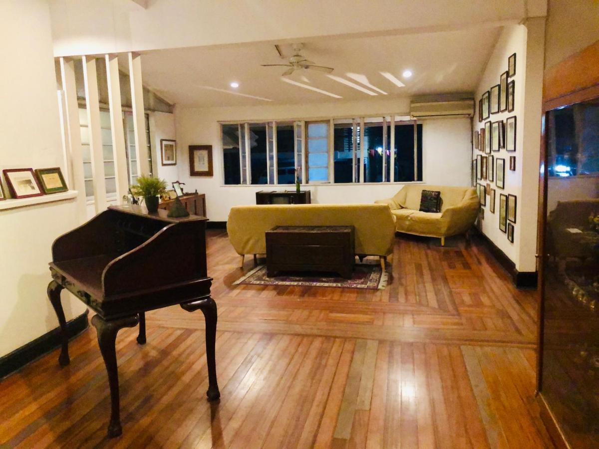The White Bed And Breakfast Bacolod Luaran gambar