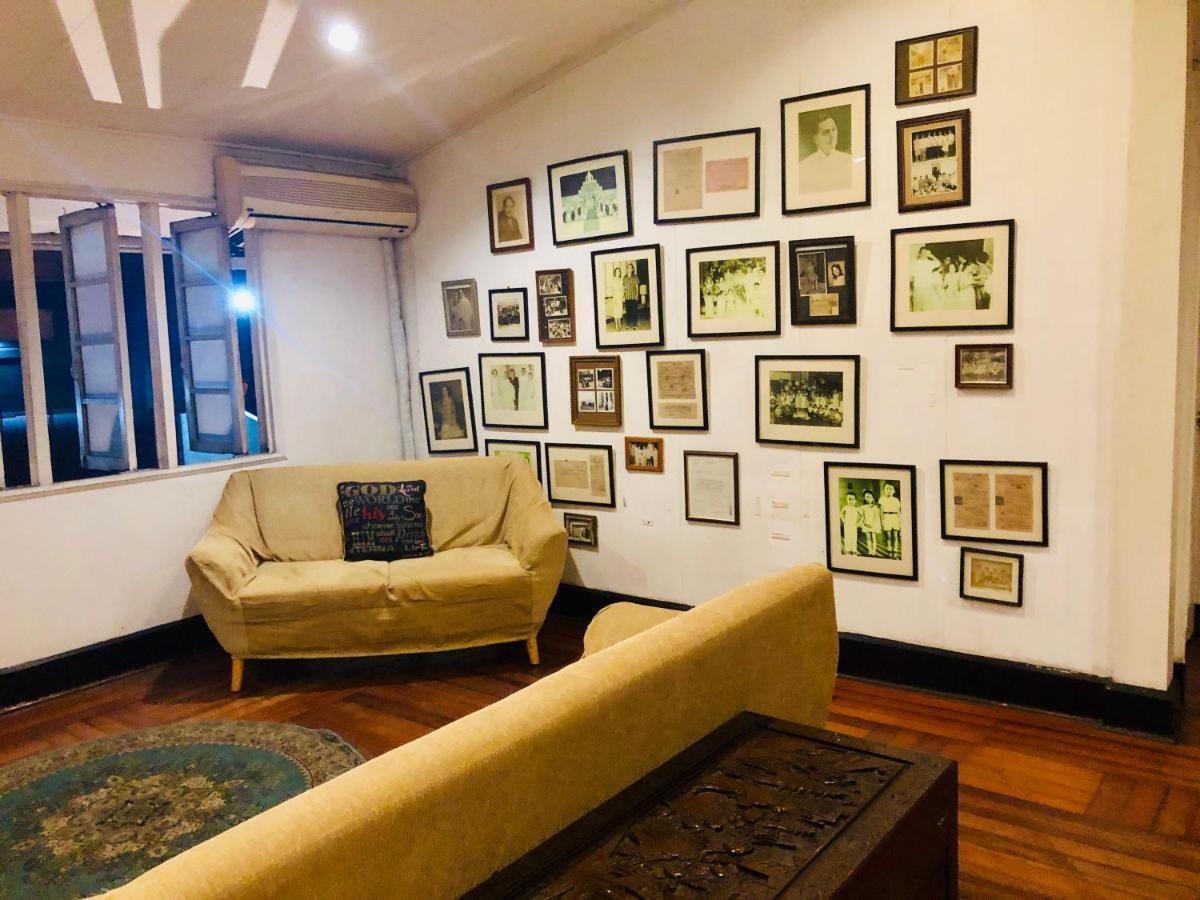 The White Bed And Breakfast Bacolod Luaran gambar